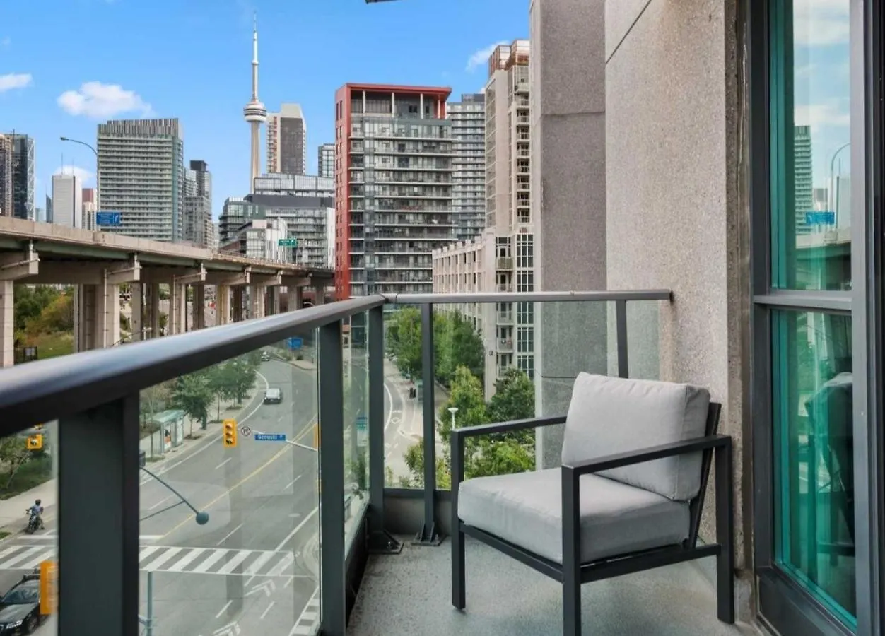 Cn Tower View With Free Parking, Pool, & More Amenities location